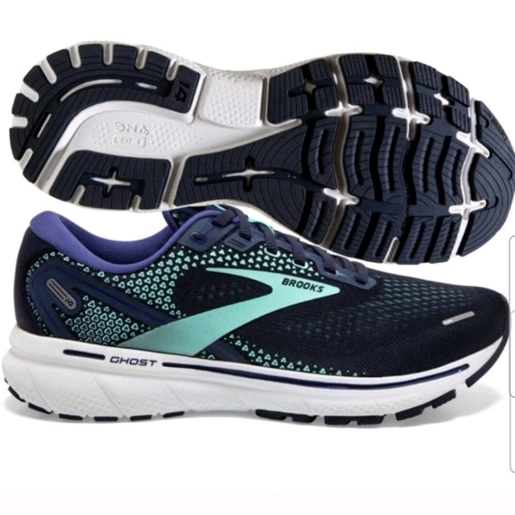 Brooks Women's Blue Ghost 14 Cushioned Narrow Comfort (2A) Running Shoe 7.5 - Picture 2 of 15